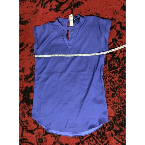 New Womens Silk Like Purple Top SZ S Small Express Tags Gorgeous - Picture 16 of 16